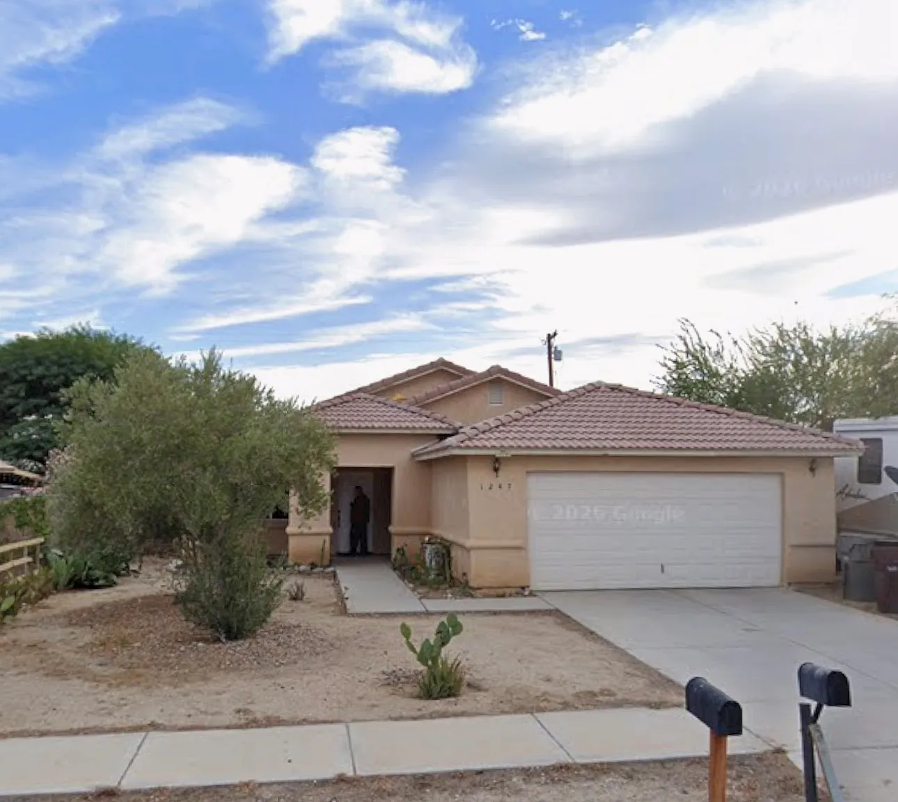 4 bed, 1435 sqft, $2,300 — Photo 1
