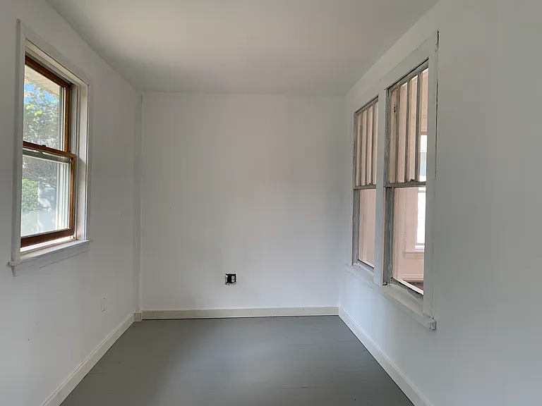 314 Plantation St — Photo 3