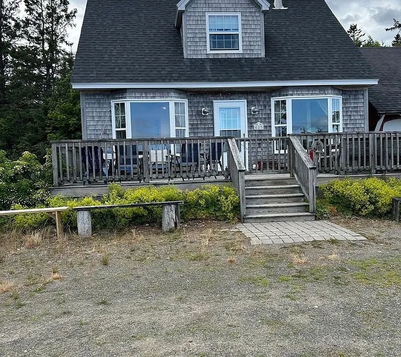 423 S Lubec Rd