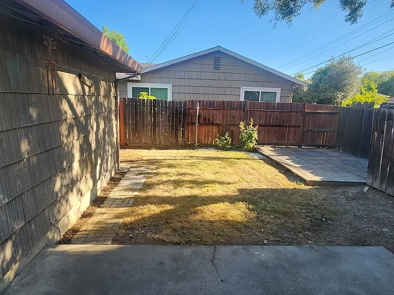 6955 S Land Park 1301 58th Ave — Photo 12