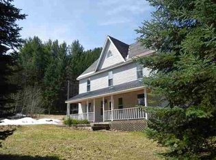 317 Prospect St, Munising, MI 49862