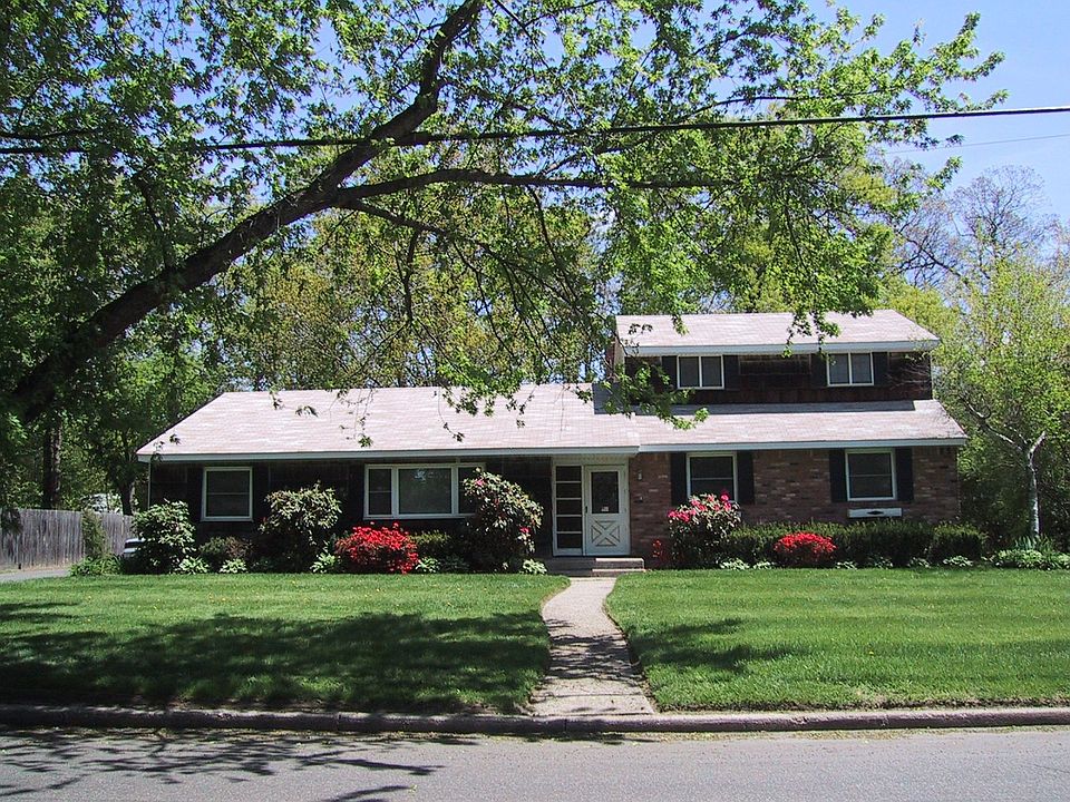 1st image of 32 Linda St