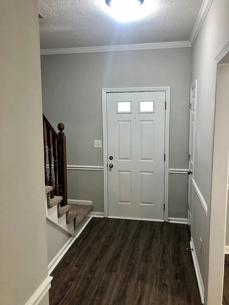 3 bed, 2.5 bath, 1542 sqft, $1,695 — Photo 2