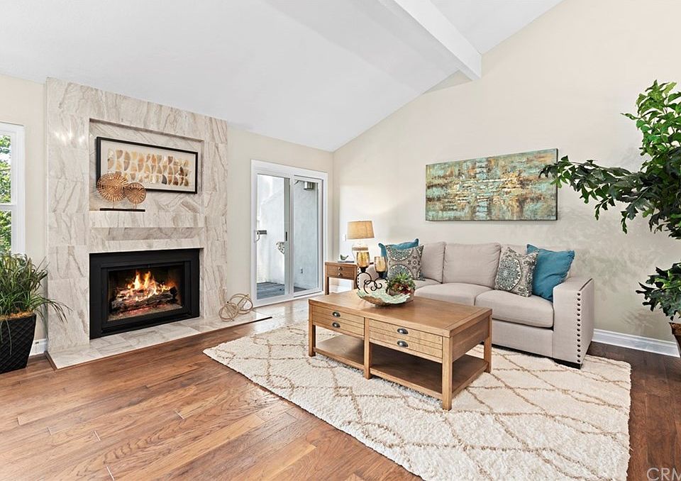 1st image of 2753 Craig Cir