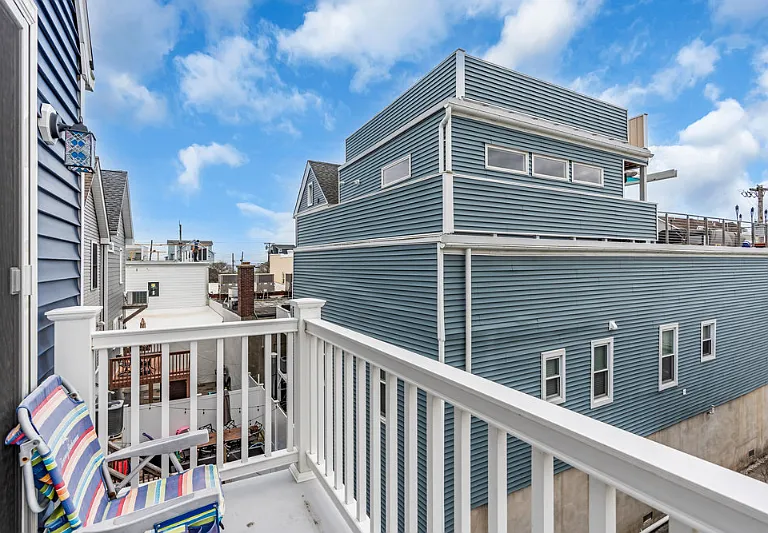 10 E Church St — Photo 7