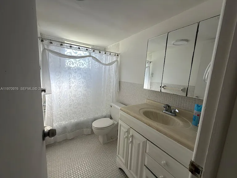 30 SE 4th Ave #103 — Photo 4