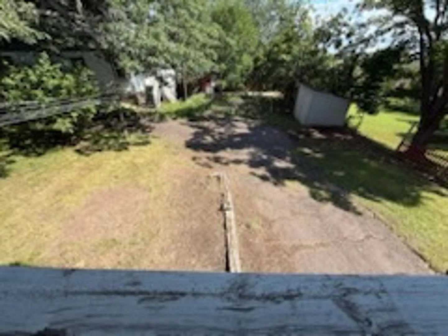 6 bedroom 2 bath — Photo 3