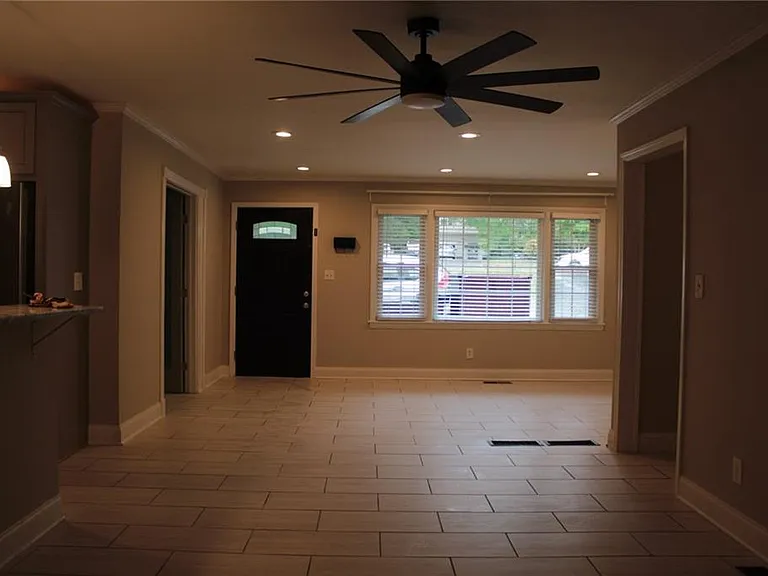 4679 Chamblee Tucker Rd — Photo 4