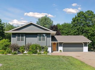 7573 Patti Dr, Lino Lakes, MN 55014