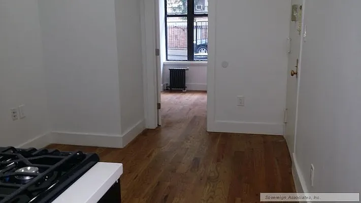 Rented by Sovereign Associates | media 7