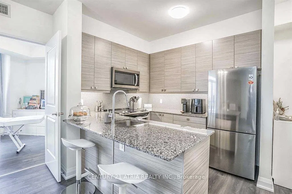 2 bed, $2,750 — Photo 4