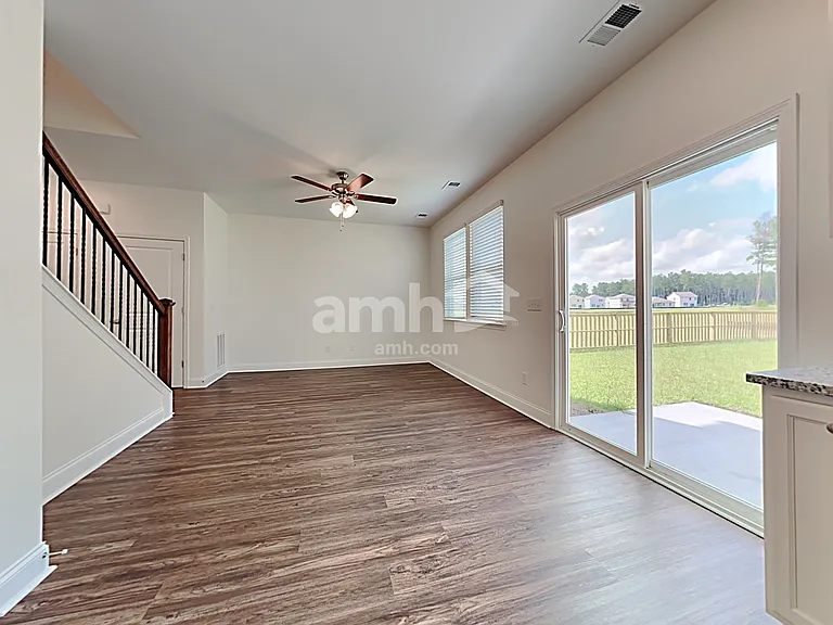 281 Bering Ln — Photo 5