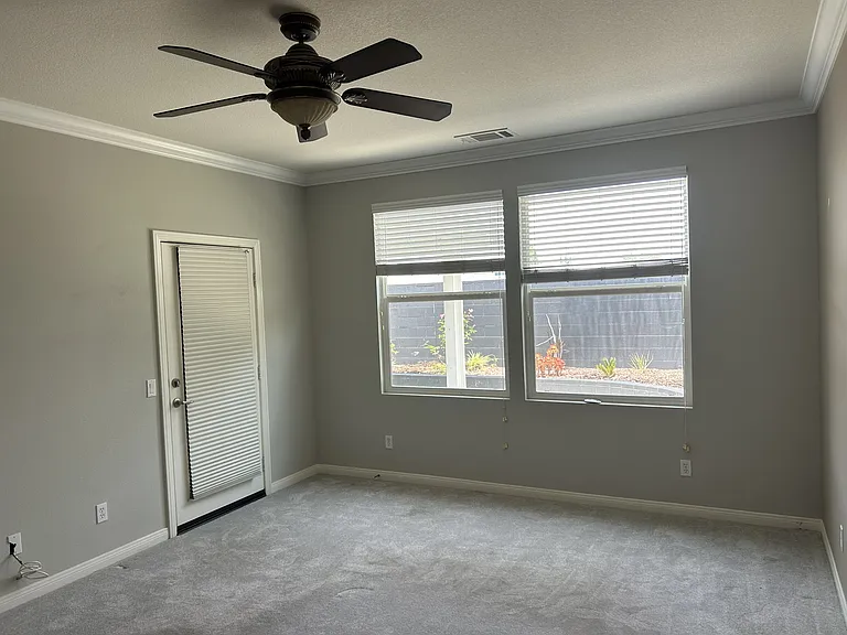 26112 Palm Breeze Ln — Photo 23