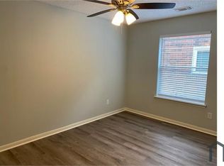 8907 Driftstone Dr, Spring, TX 77379