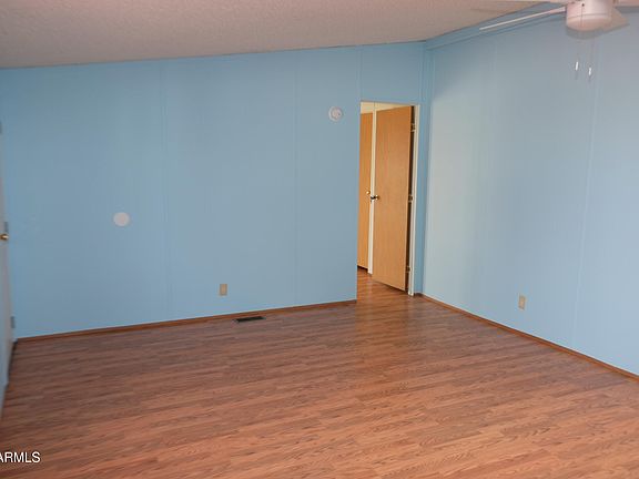 3rd image of 880 CALLE ROSAS --