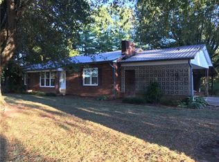 784 Damascus Church Rd, Hiddenite, NC 28636