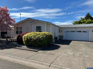 3215 S 8th St, Lebanon, OR 97355