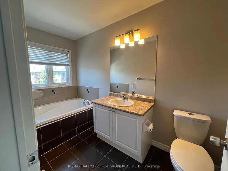 2424 Tillings Rd — Photo 25