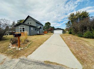 547 3rd Ave NW, Perham, MN 56573