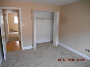 6139 W 64th Pl APT 203, Chicago, IL