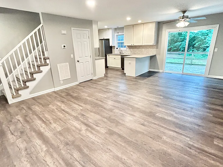 5098 Campground Rd — Photo 2
