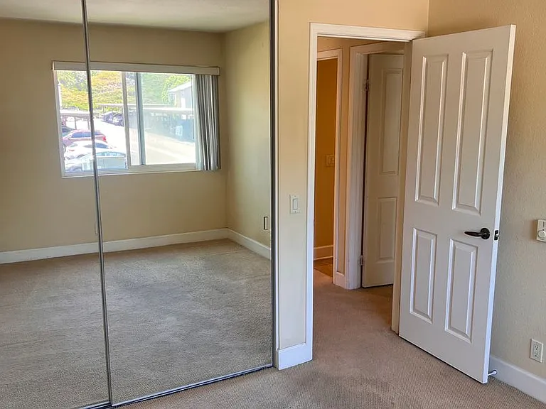 8503 Villa La Jolla Dr #C — Photo 30