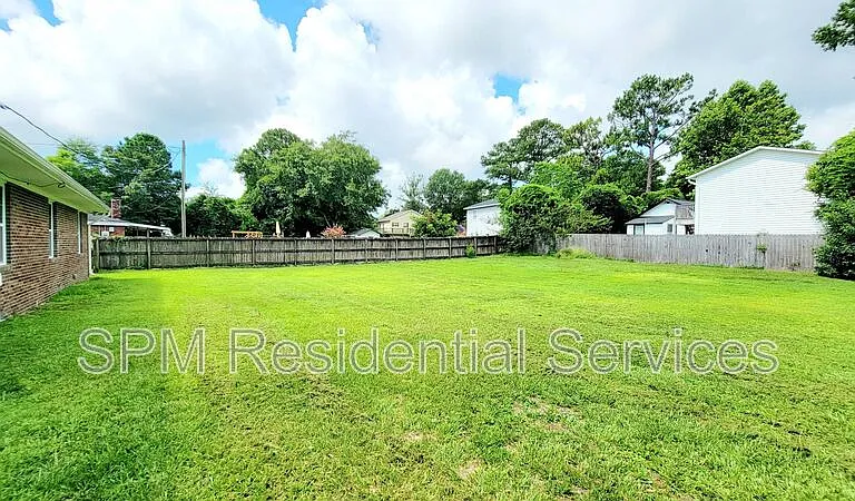 239 N Wallace Ave — Photo 21