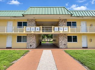 New World Condominium, Miami Gardens, FL 33169