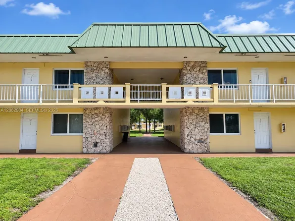 505 NW 177th St APT 128, Miami Gardens, FL 33169