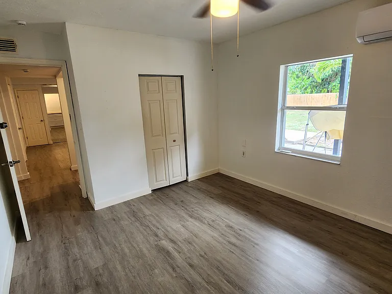 5343 Midland Rd — Photo 12