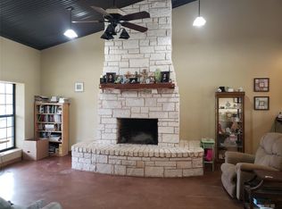 10176 Fm 503, Voss, TX 76888