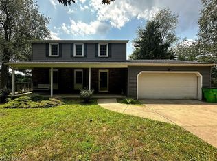 2093 Cambridge Rd, Coshocton, OH 43812