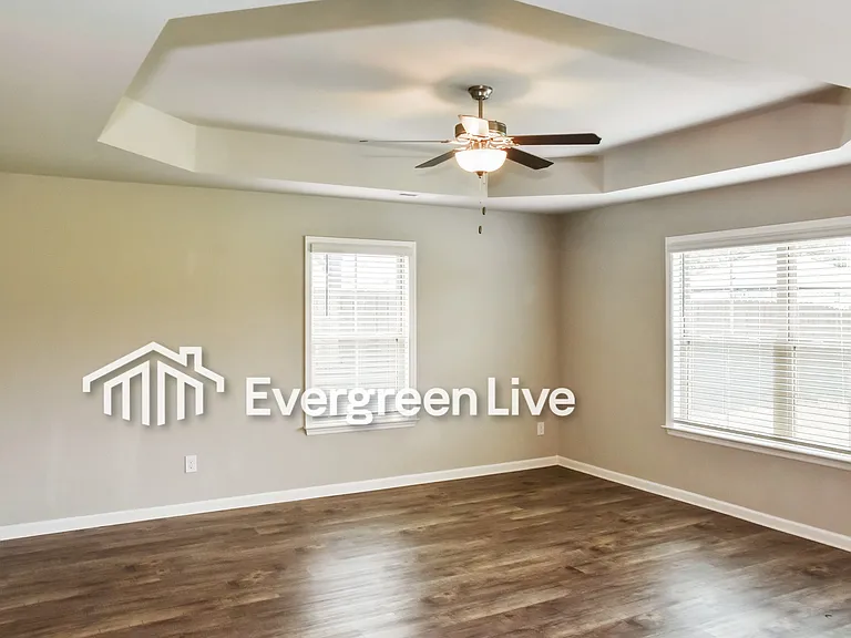107 Ocean Springs Ave — Photo 4