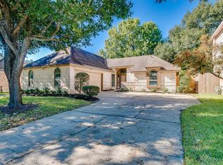 7907 Bayou Forest Dr, Houston, TX 77088