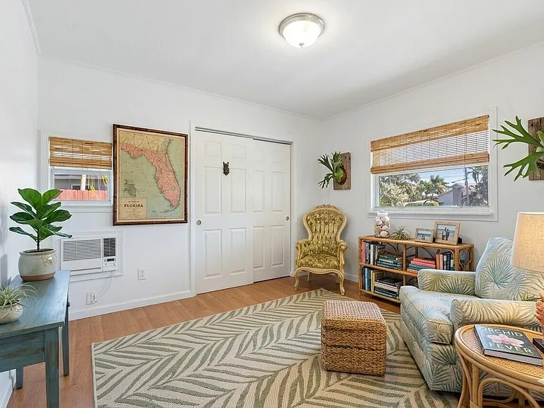 1001 SE 5th Ave — Photo 20
