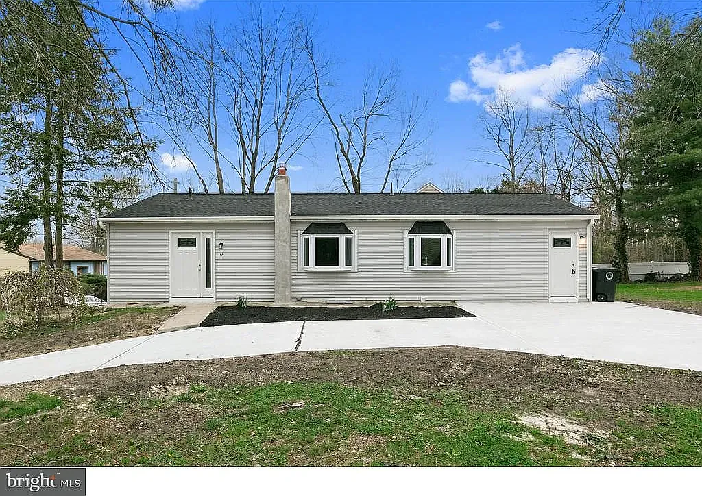 3 bed, 1150 sqft, $2,700 — Photo 1