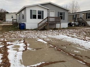 226 F St, Dickinson, ND 58601