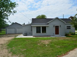 201 S State St, White Cloud, MI 49349