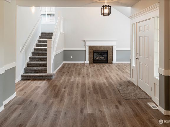 4th image of 28401 52nd Avenue S