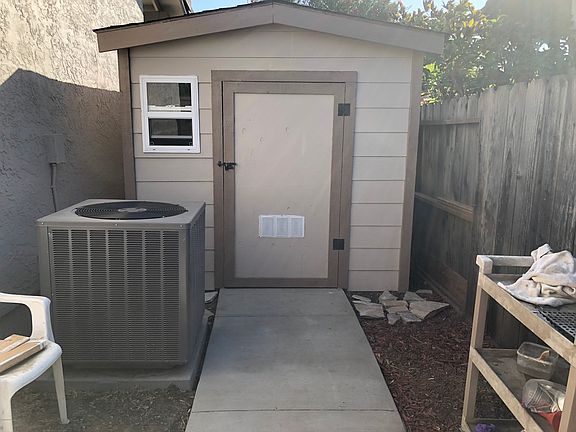 2nd image of 3119 Redwood Dr