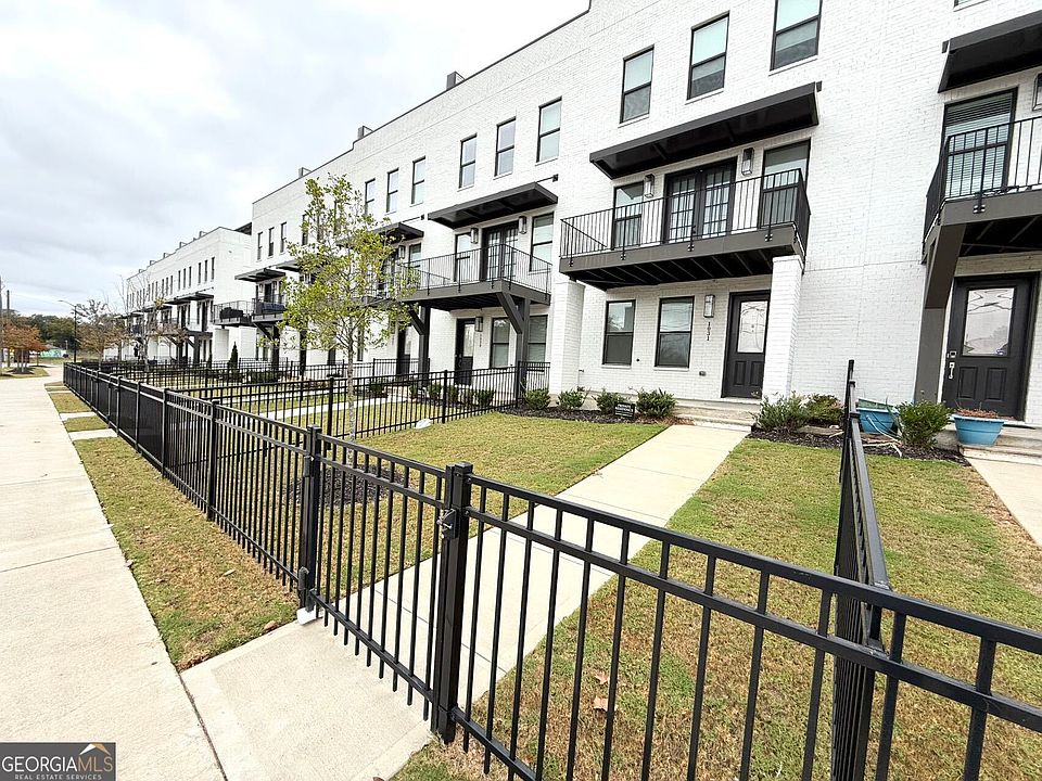 1st image of 1031 Robert Smalls Way