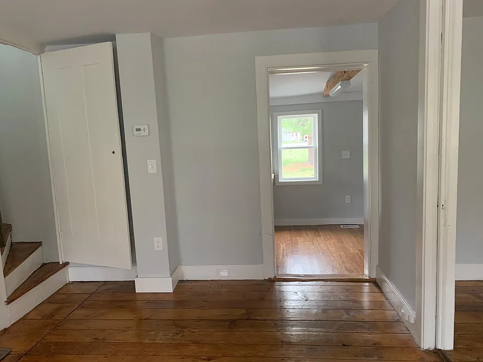 211 Milford Rd