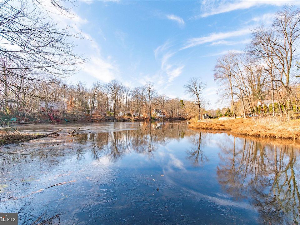 445 Lake Blvd, Lindenwold, NJ 08021 Zillow