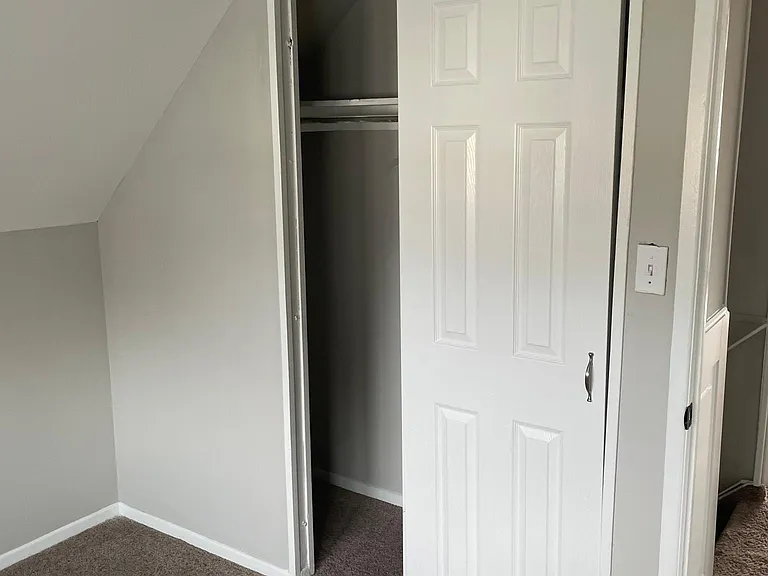 1 Keystone Ln — Photo 24