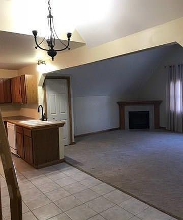 4th image of 7827 Shady Beach Dr
