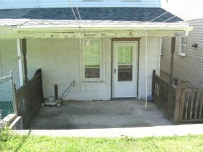 3rd image of 197 Virginia Ave