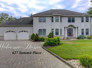 627 Summit Pl, Brielle, NJ 08730