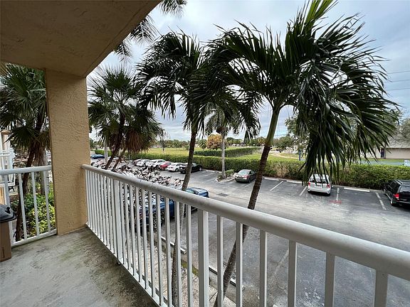 4th image of 1341 SE 3rd Avenue #211