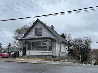 2460 S 20th St, Omaha, NE 68108