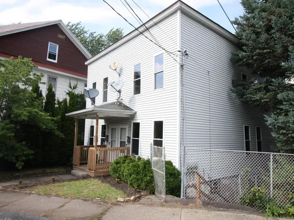 520 Delaware Ave, Olyphant, PA 18447